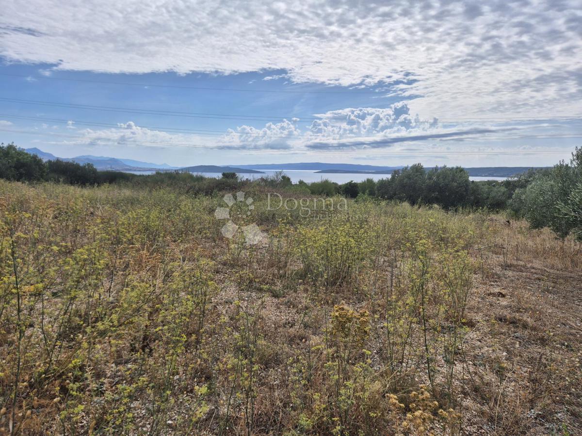 Terreno edificabile Kaštel Novi, Kaštela, 2.200m2