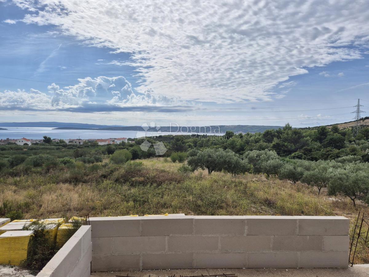 Terreno edificabile Kaštel Novi, Kaštela, 2.200m2