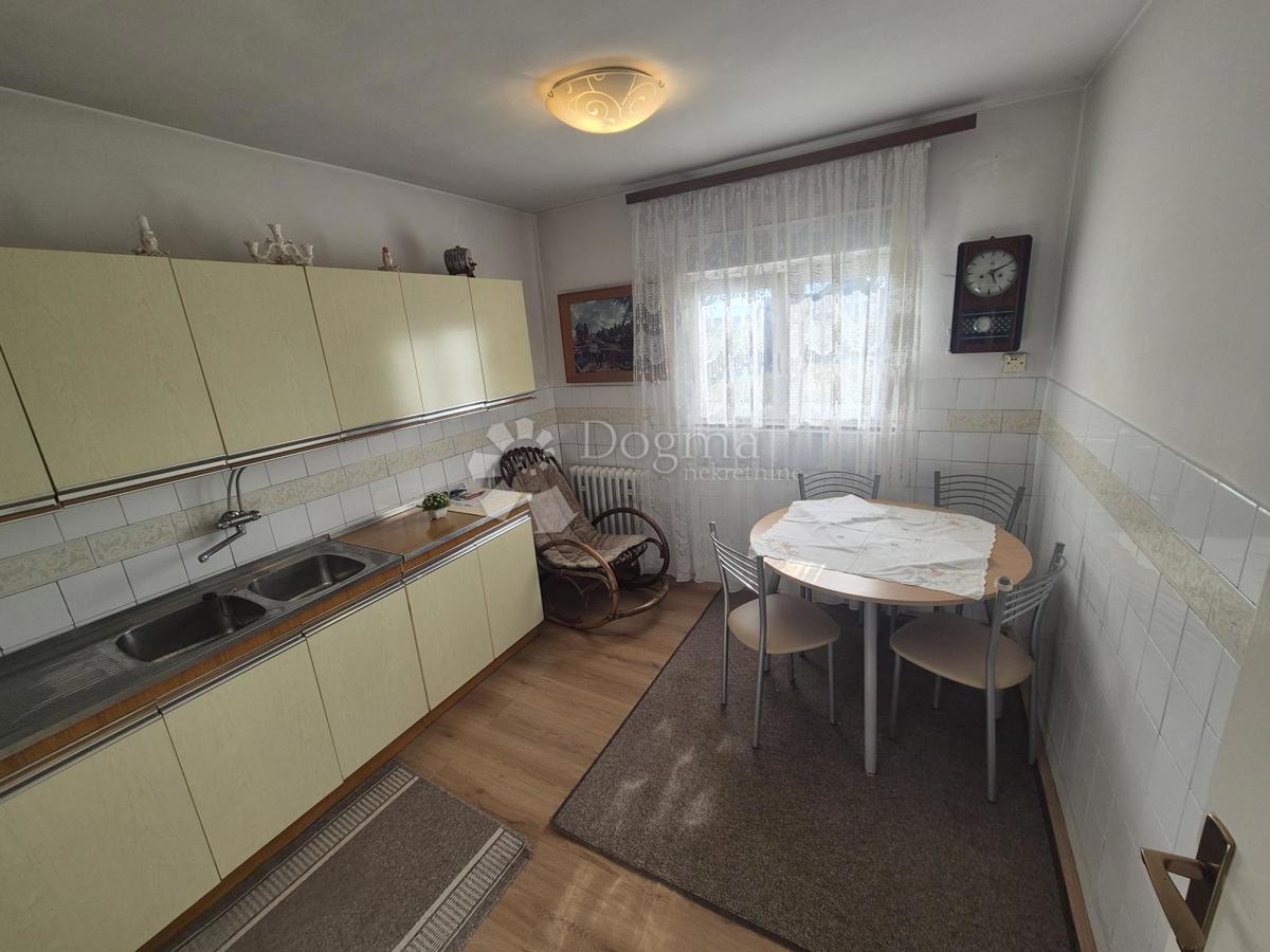 Casa Radakovo, Kraljevec Na Sutli, 286m2