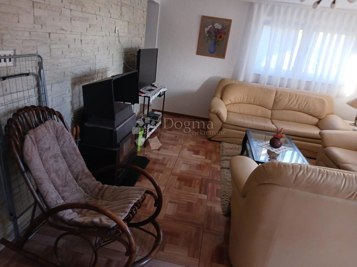 Casa Radakovo, Kraljevec Na Sutli, 286m2