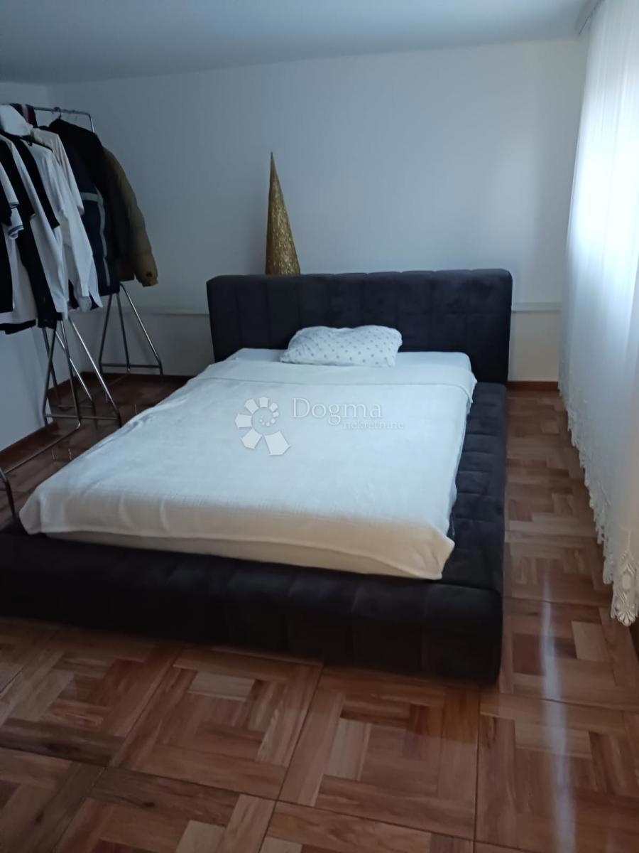 Casa Radakovo, Kraljevec Na Sutli, 286m2