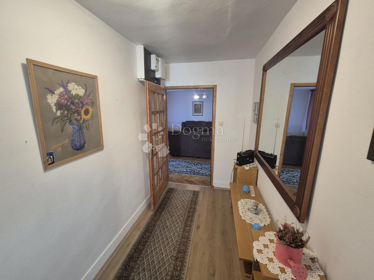 Casa Radakovo, Kraljevec Na Sutli, 286m2