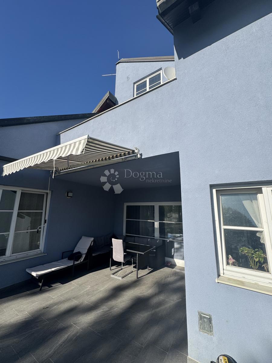 Casa Sopnica, Sesvete, 425,99m2