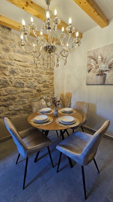 Casa Kaštel Sućurac, Kaštela, 60m2