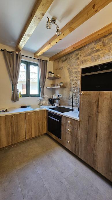 Casa Kaštel Sućurac, Kaštela, 60m2