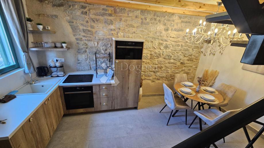 Casa Kaštel Sućurac, Kaštela, 60m2