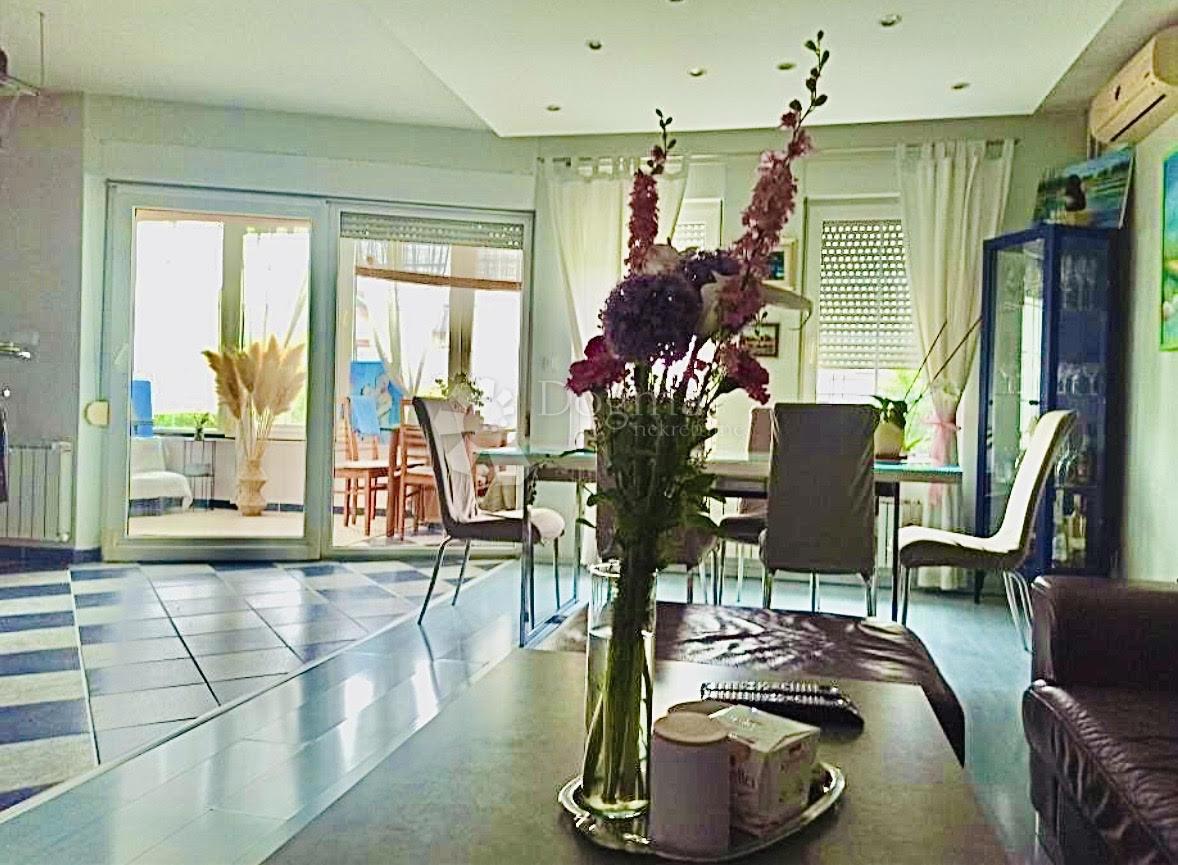 Casa Lučko, Novi Zagreb - Zapad, 228m2