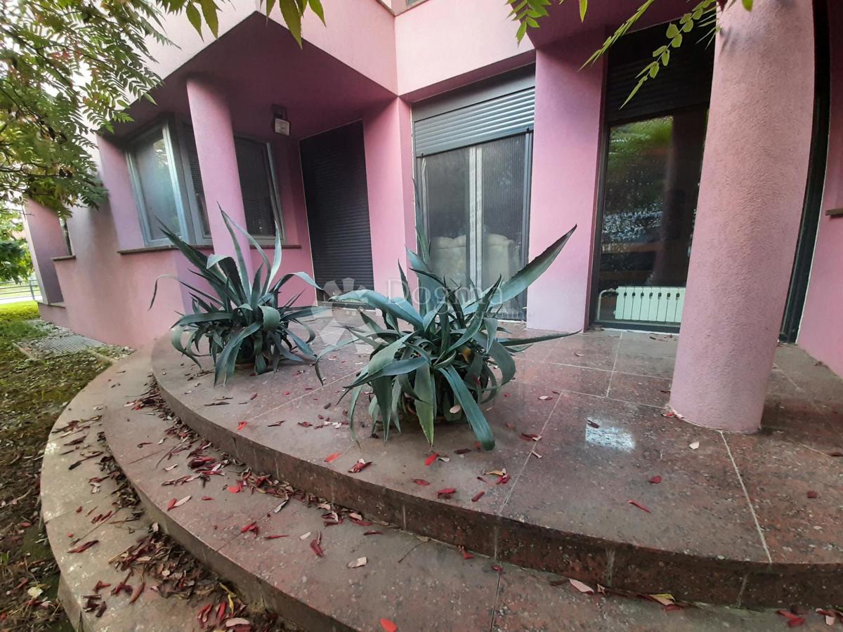 Casa Lučko, Novi Zagreb - Zapad, 500m2