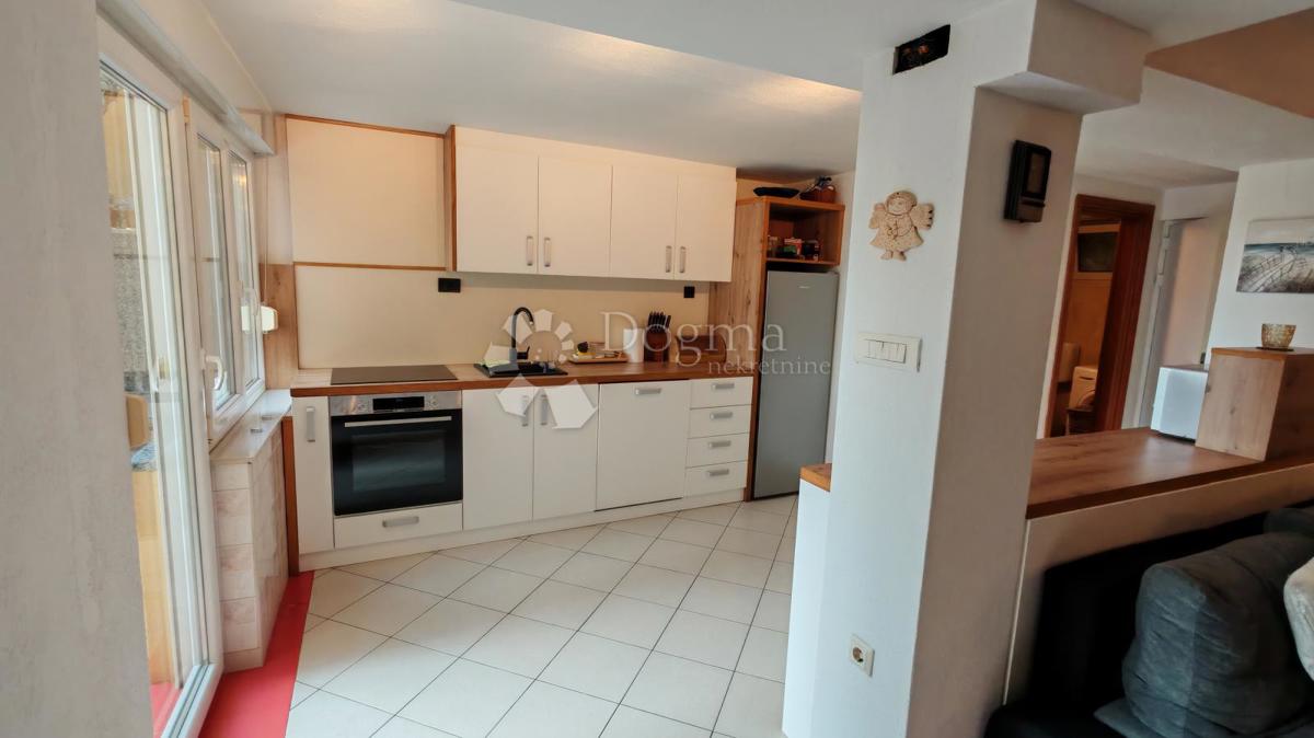 Appartamento Jadranovo, Crikvenica, 86m2