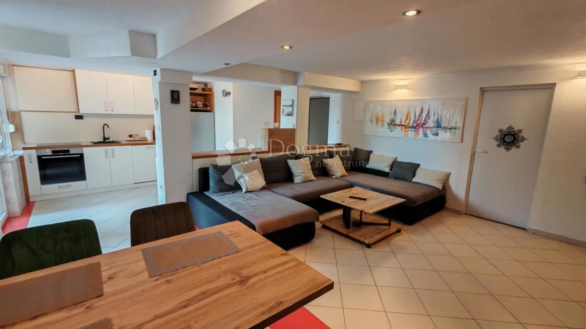 Appartamento Jadranovo, Crikvenica, 86m2