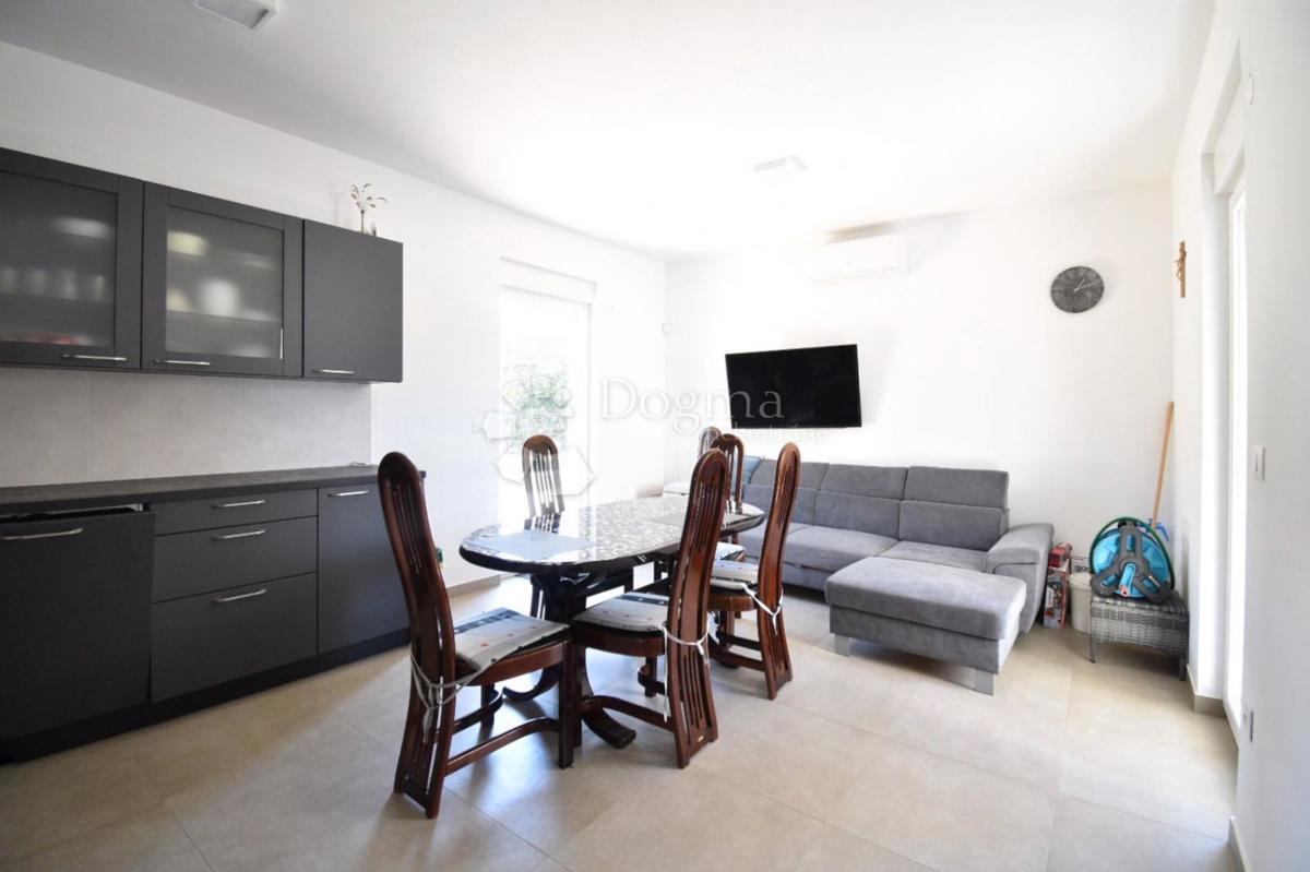 Valdebek - appartamento al piano terra con terrazza 55m2