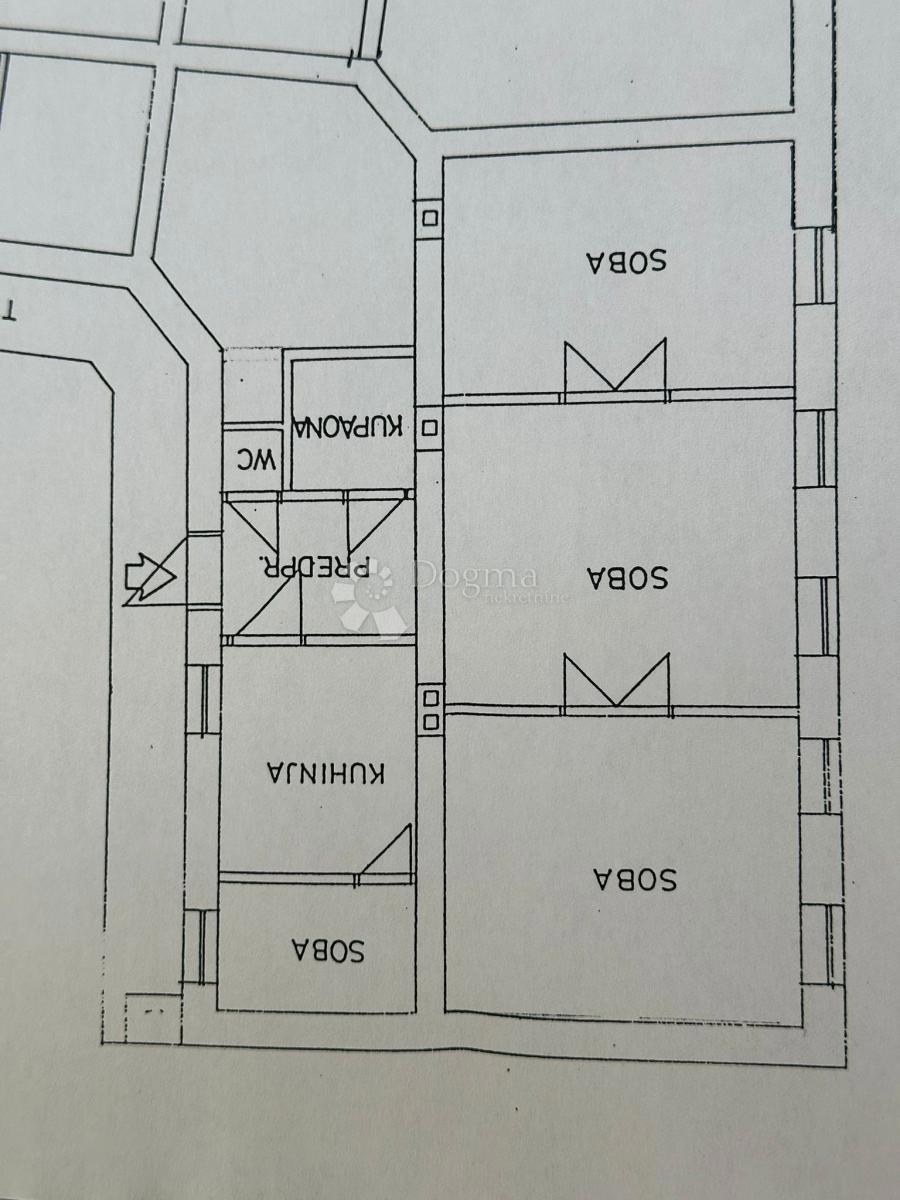 Spazioso appartamento nel cuore di Osijek!