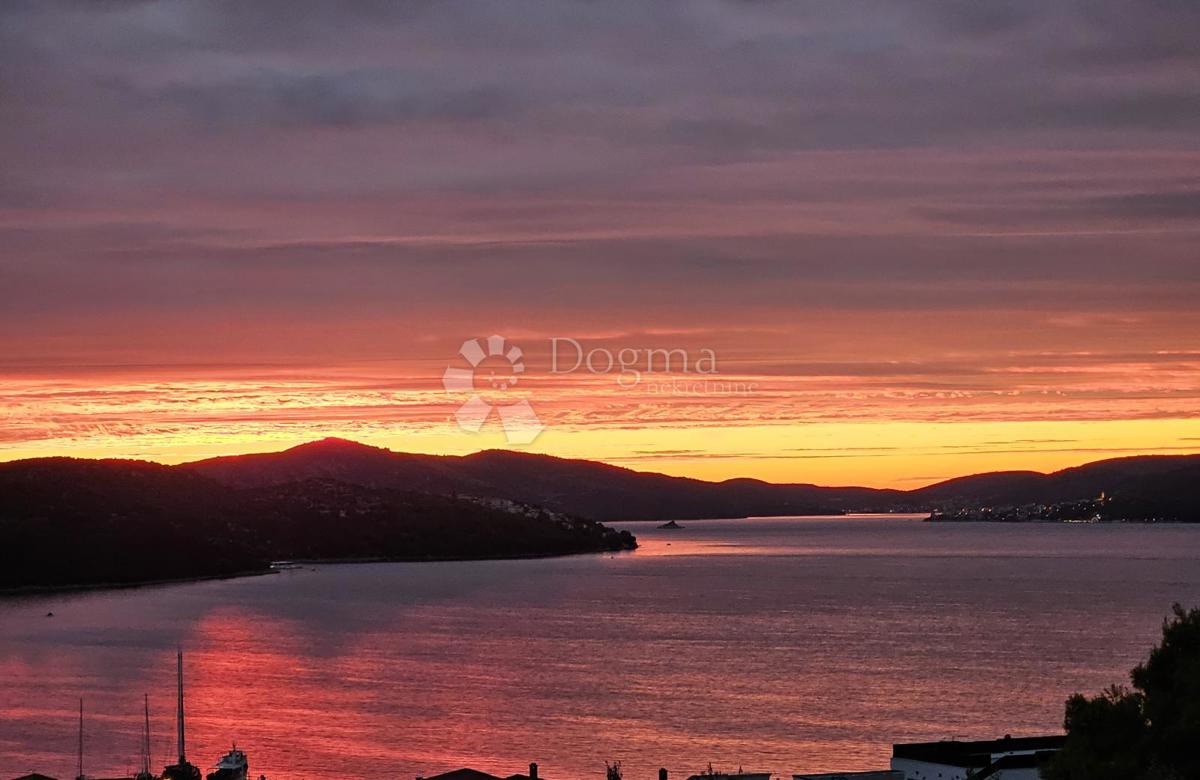 Allogio Okrug Gornji, Okrug, 73m2