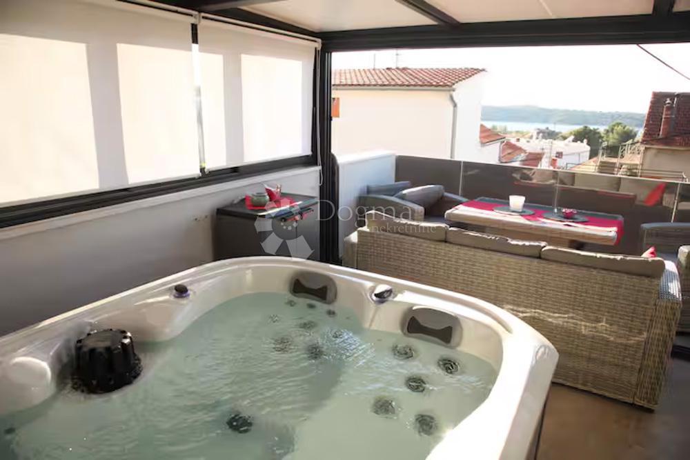 Allogio Crnica, Šibenik, 143m2