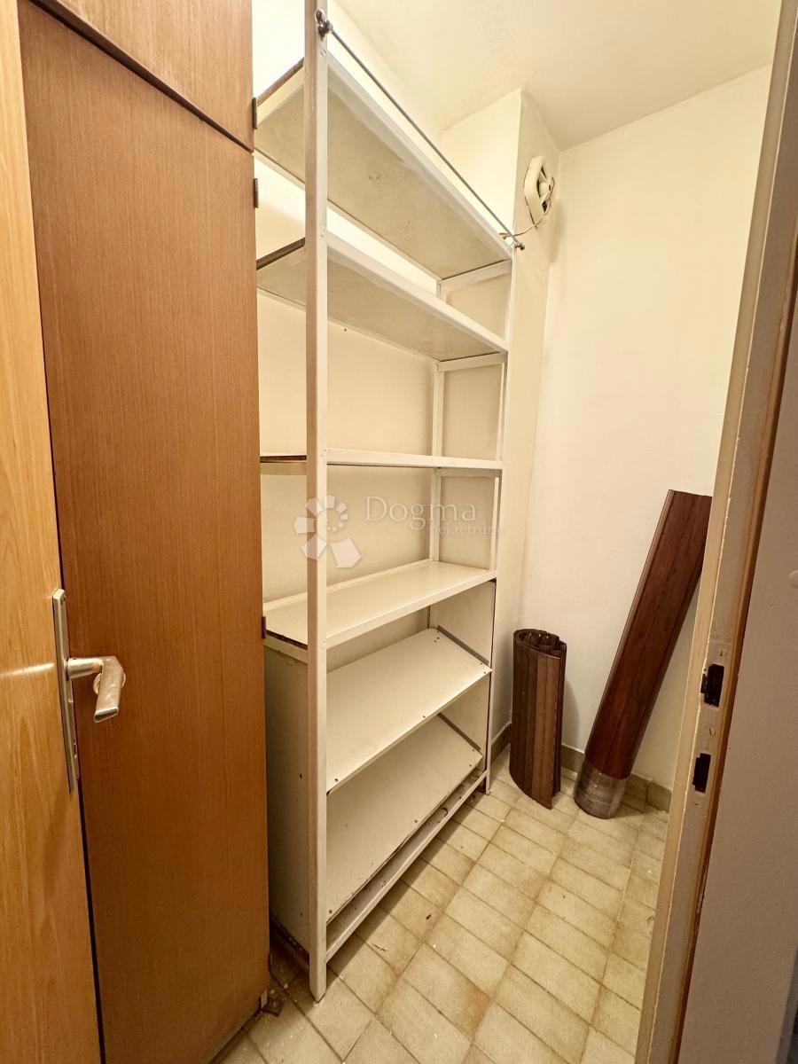 Allogio Krnjevo, Rijeka, 51,80m2