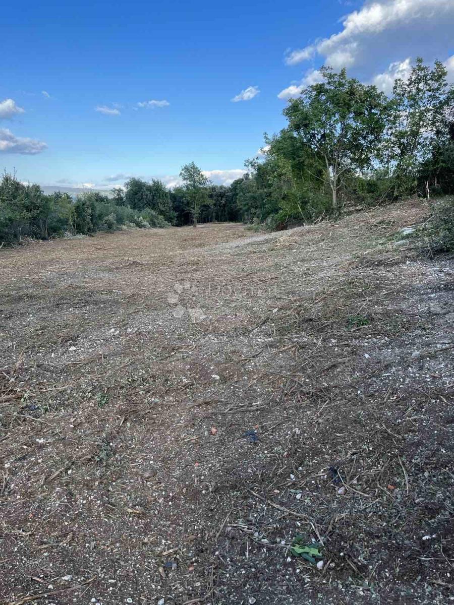 Terreno agricolo Peruški, Marčana, 2.000m2