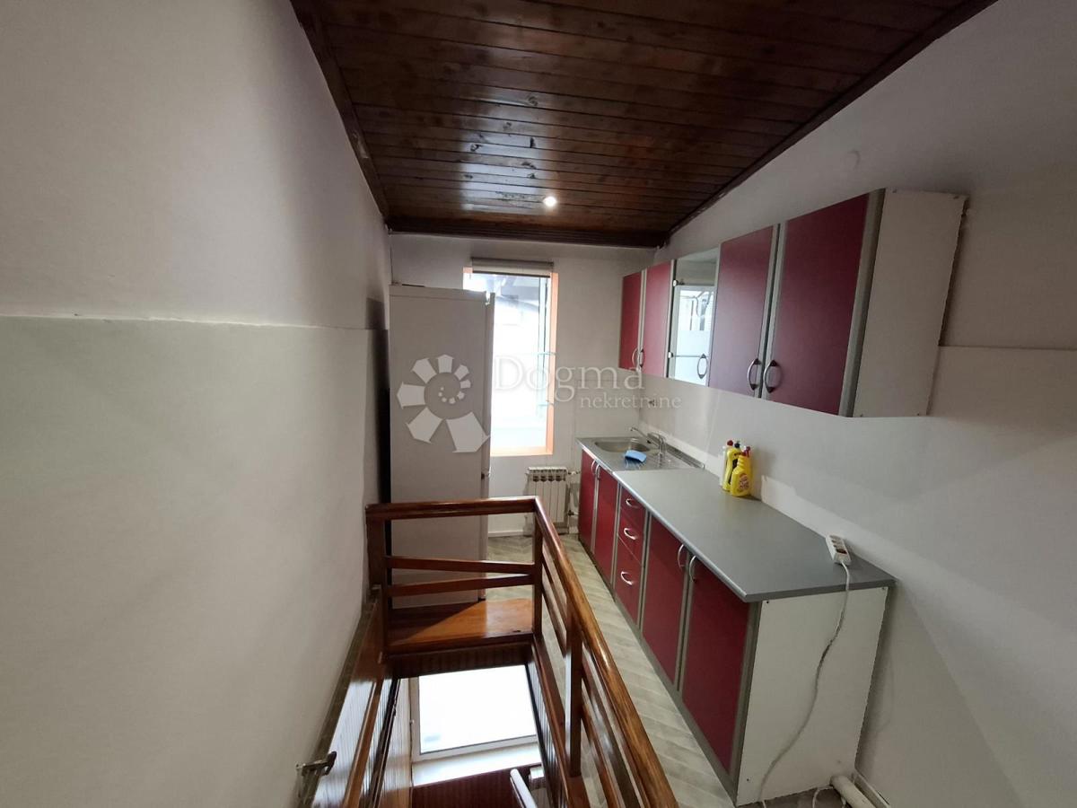 Edificio Trnje, 482m2