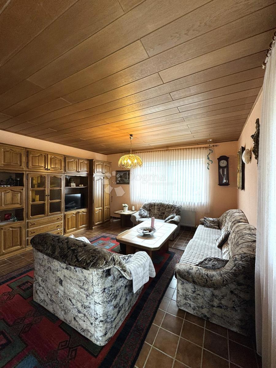 Casa Suhopolje, 230m2