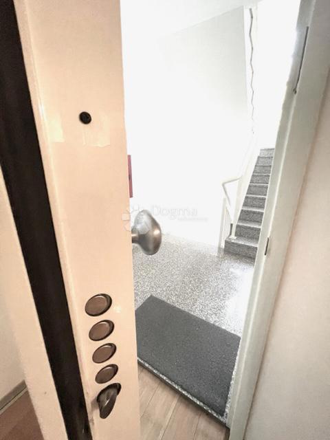 Locale commerciale Črnomerec, 118,98m2