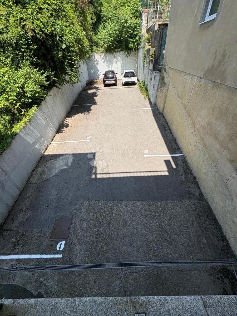 Locale commerciale Črnomerec, 118,98m2