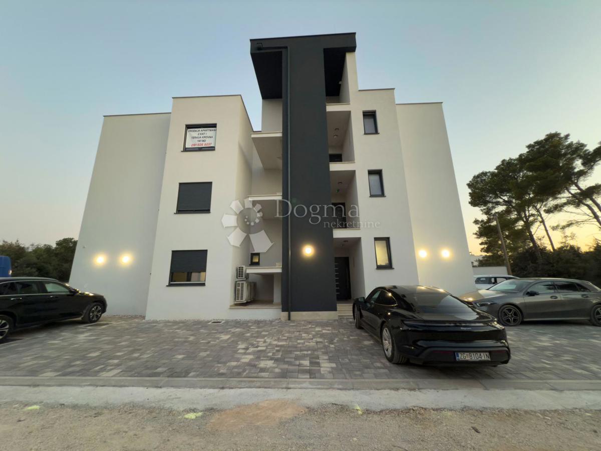 Allogio Petrčane, Zadar - Okolica, 132,86m2