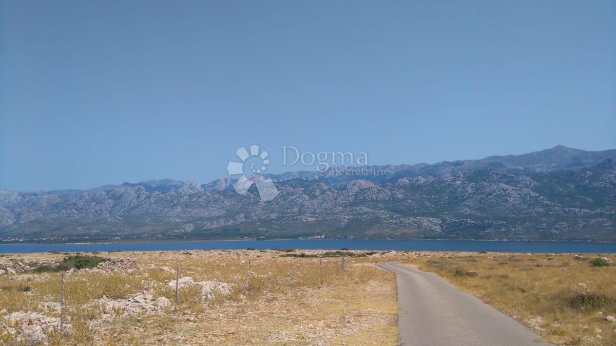 Terreno agricolo Vinjerac, Posedarje, 28.000m2