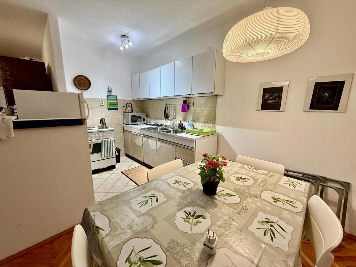 Casa Njivice, Omišalj, 296m2