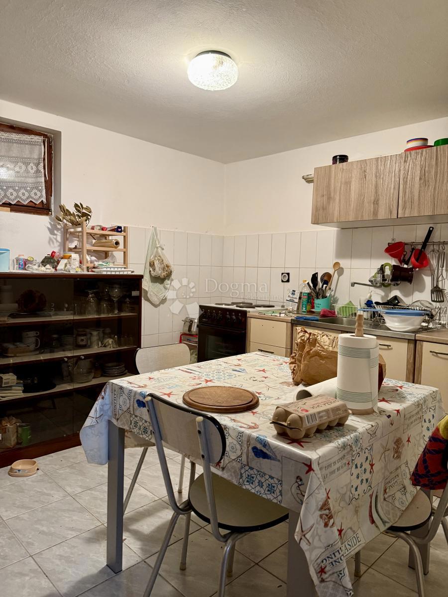 Casa Njivice, Omišalj, 296m2