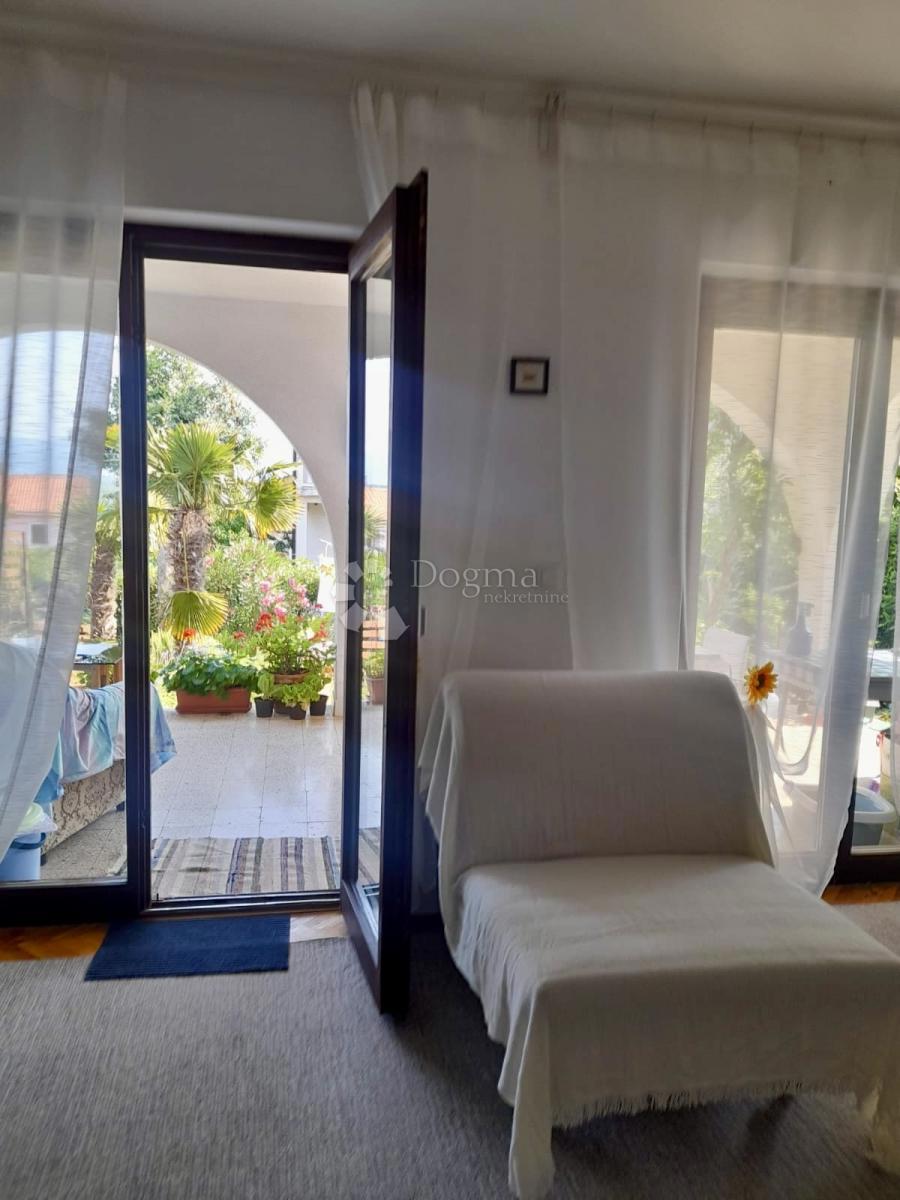 Casa Njivice, Omišalj, 296m2