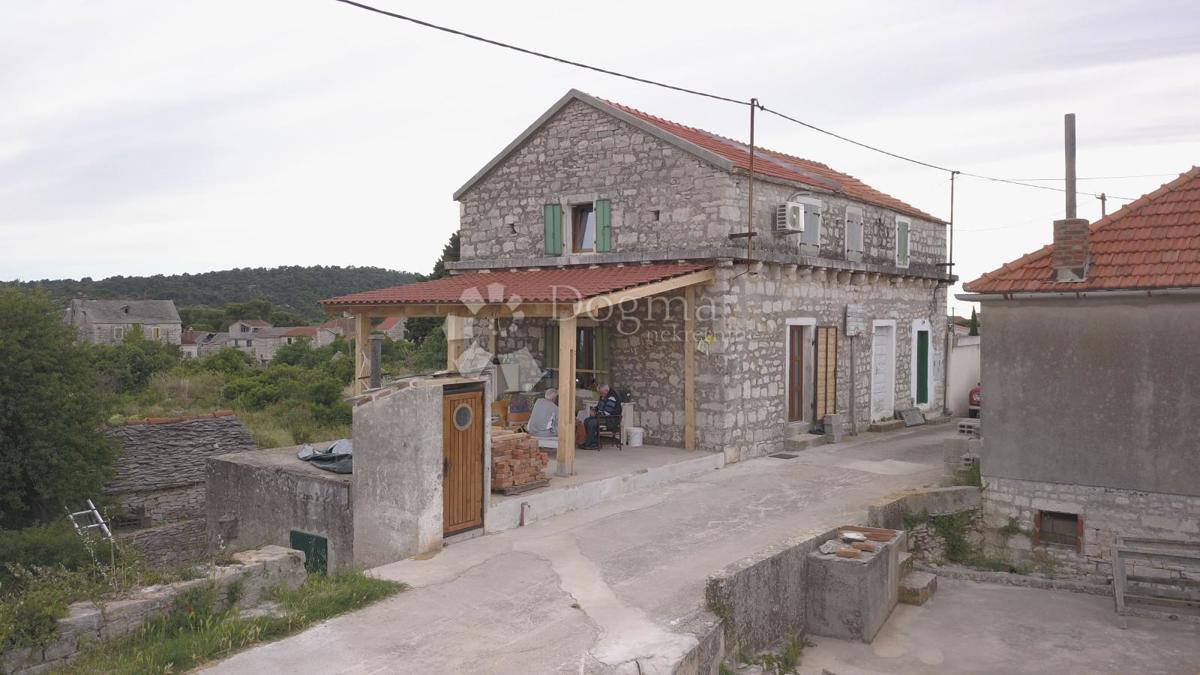 Casa Grohote, Šolta, 85m2