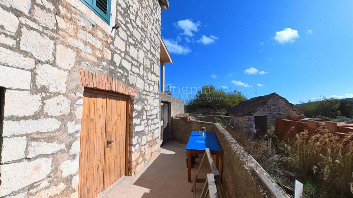 Casa Grohote, Šolta, 85m2