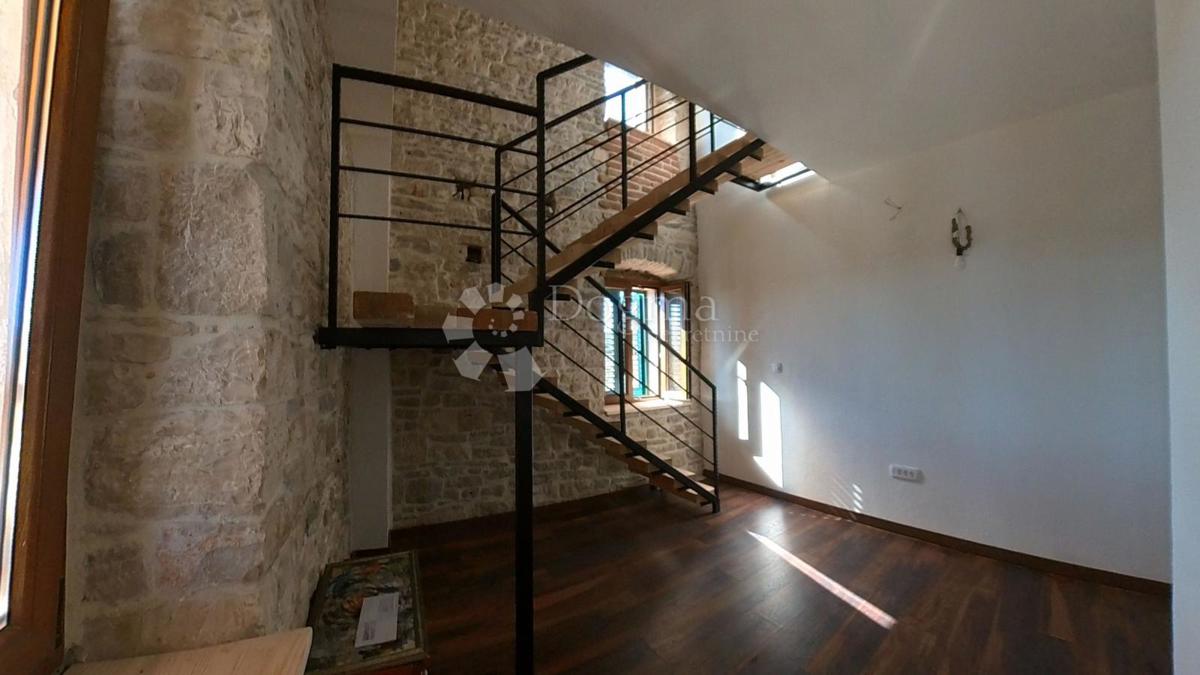 Casa Grohote, Šolta, 85m2