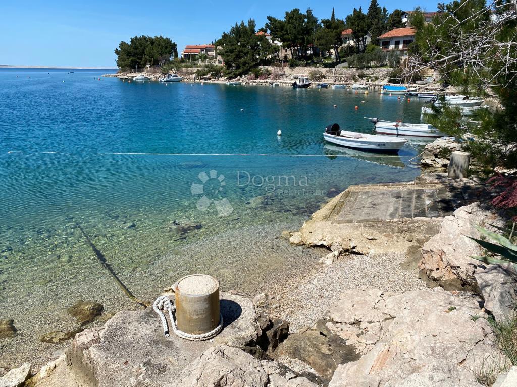 Terreno edificabile Starigrad, 1.339m2