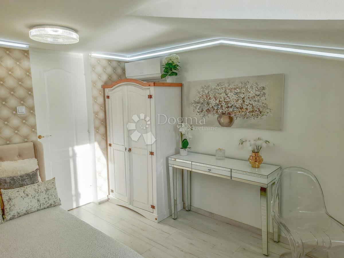 Allogio Opatija - Centar, Opatija, 70m2