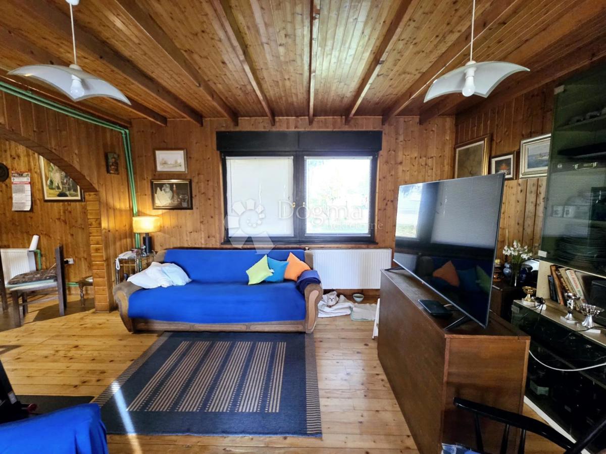 Casa Sesvetski Kraljevec, Sesvete, 132m2