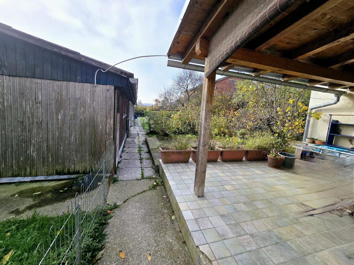 Casa Sesvetski Kraljevec, Sesvete, 132m2