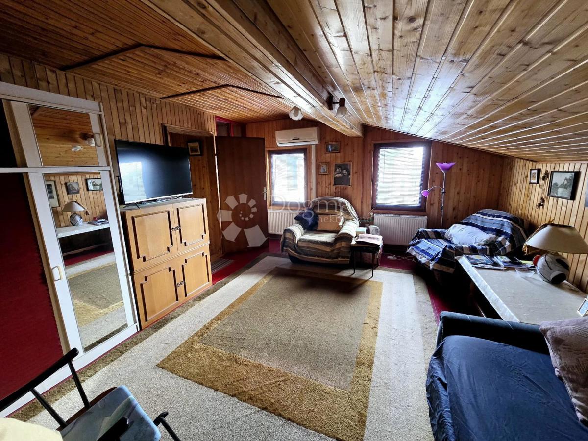 Casa Sesvetski Kraljevec, Sesvete, 132m2