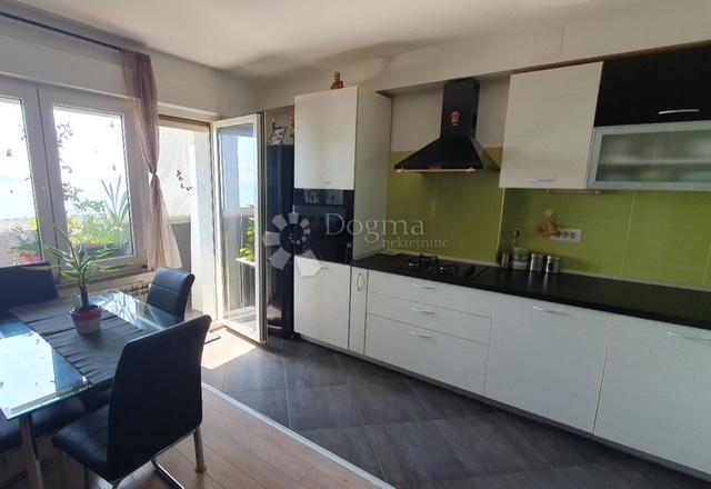 Allogio Turnić, Rijeka, 54m2