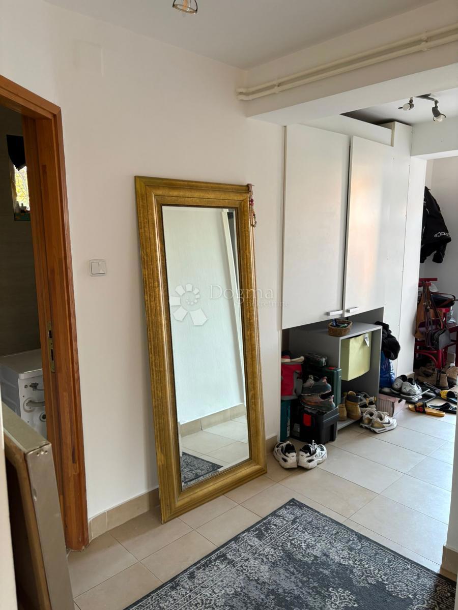 Allogio Remete, Maksimir, 64,39m2