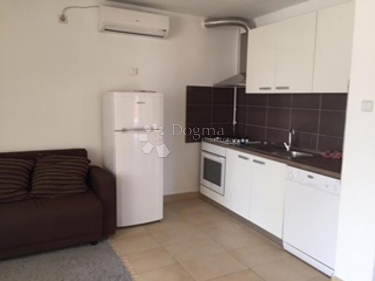 Allogio Remete, Maksimir, 64,39m2