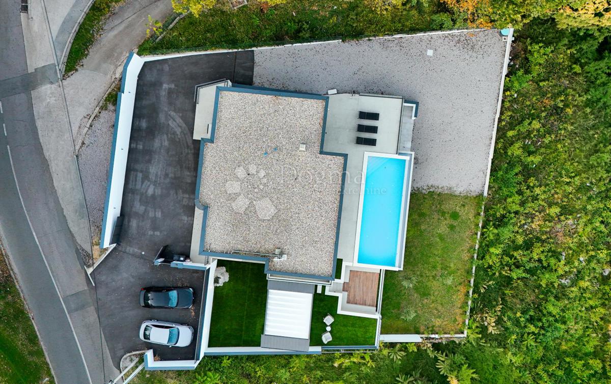 OTTIMA VILLA MODERNA CON VISTA PANORAMICA SUL QUARNERO