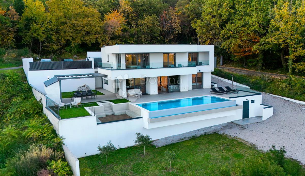 OTTIMA VILLA MODERNA CON VISTA PANORAMICA SUL QUARNERO