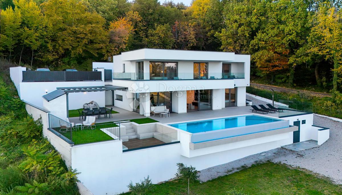 OTTIMA VILLA MODERNA CON VISTA PANORAMICA SUL QUARNERO