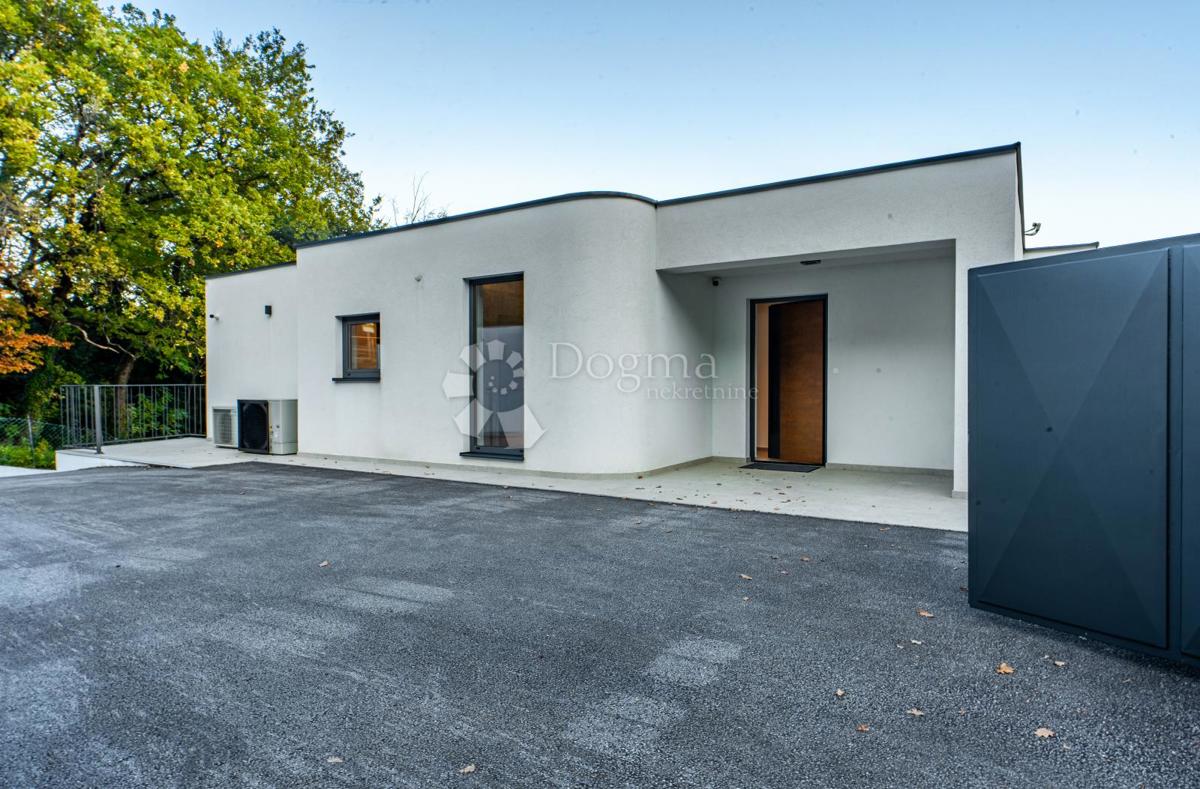 OTTIMA VILLA MODERNA CON VISTA PANORAMICA SUL QUARNERO