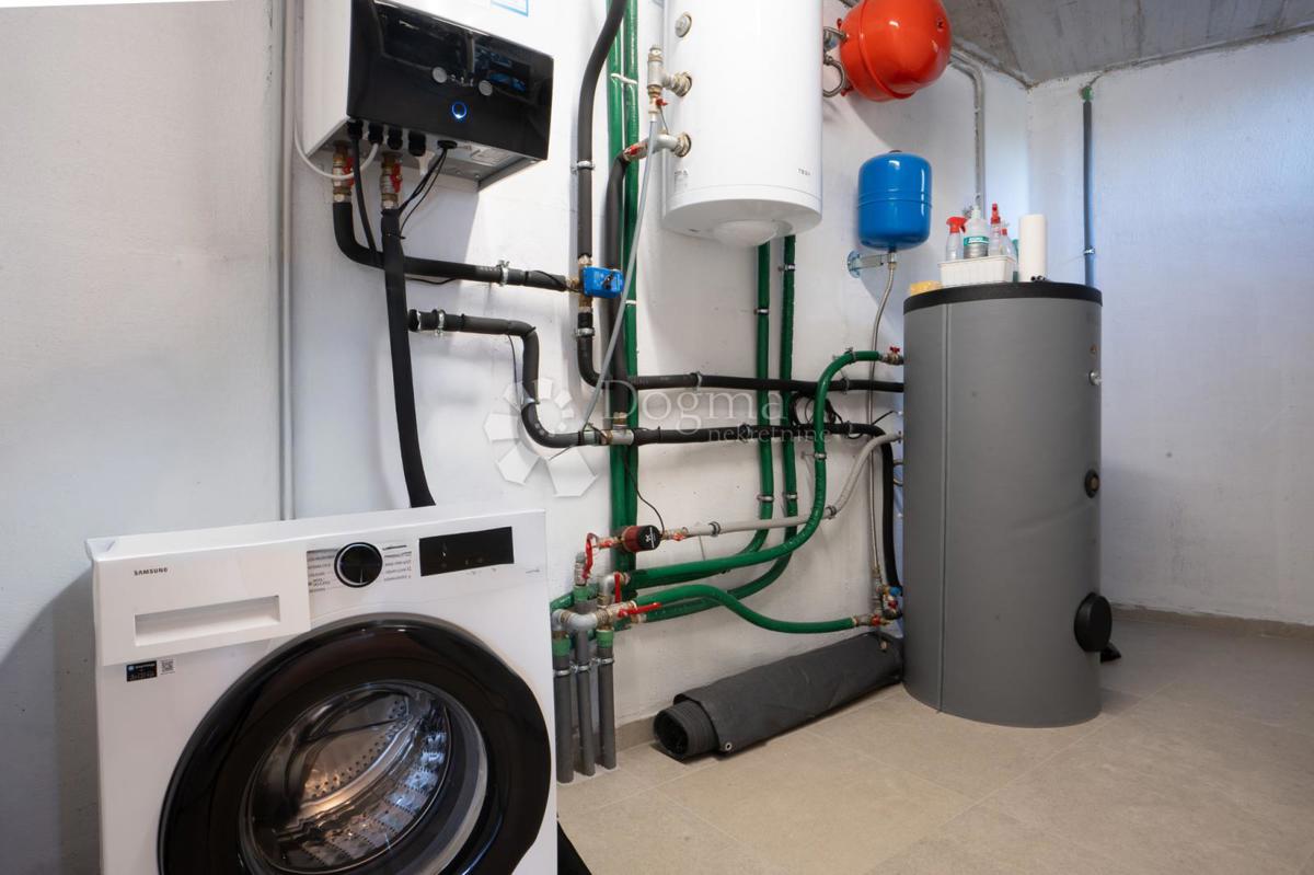 OTTIMA VILLA MODERNA CON VISTA PANORAMICA SUL QUARNERO