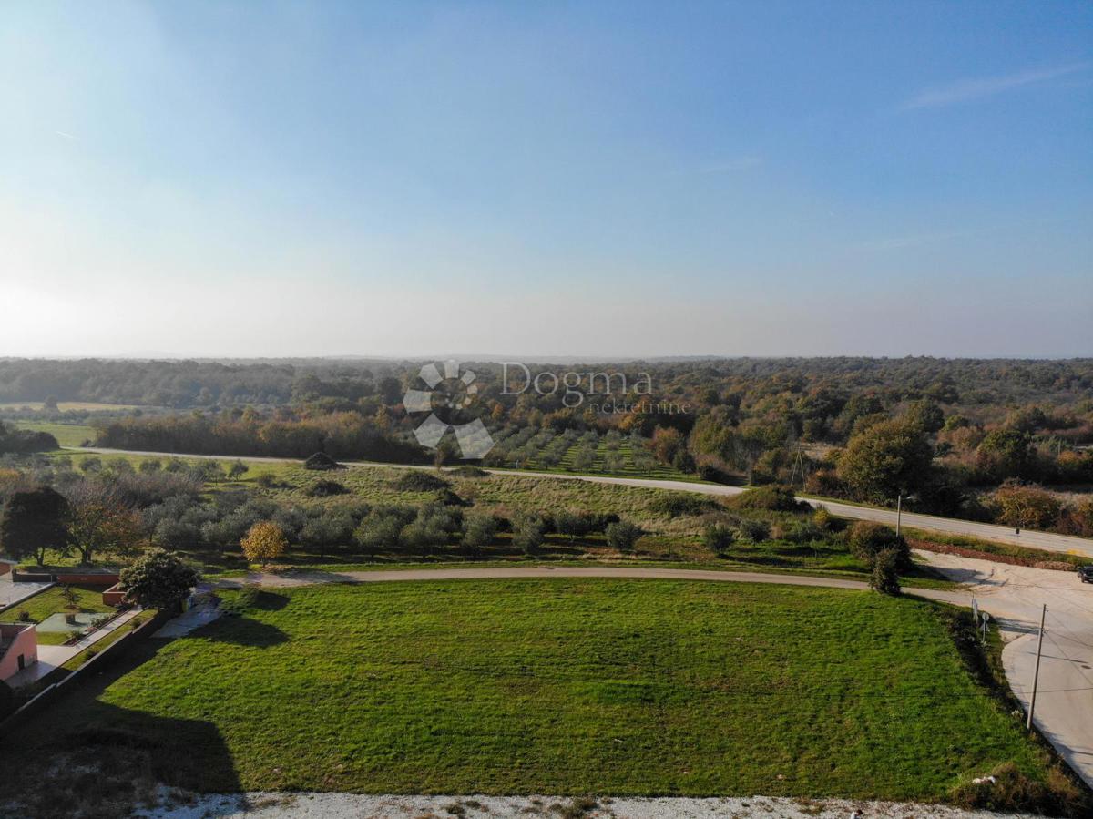 Terreno edificabile Poreč, 949m2