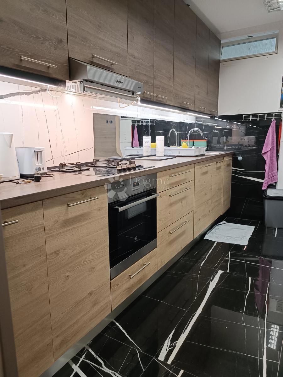 Allogio Trstenik, Split, 44,97m2