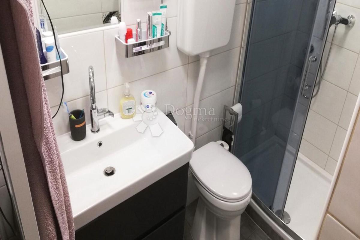 Terreno Kanfanar, 2.352m2