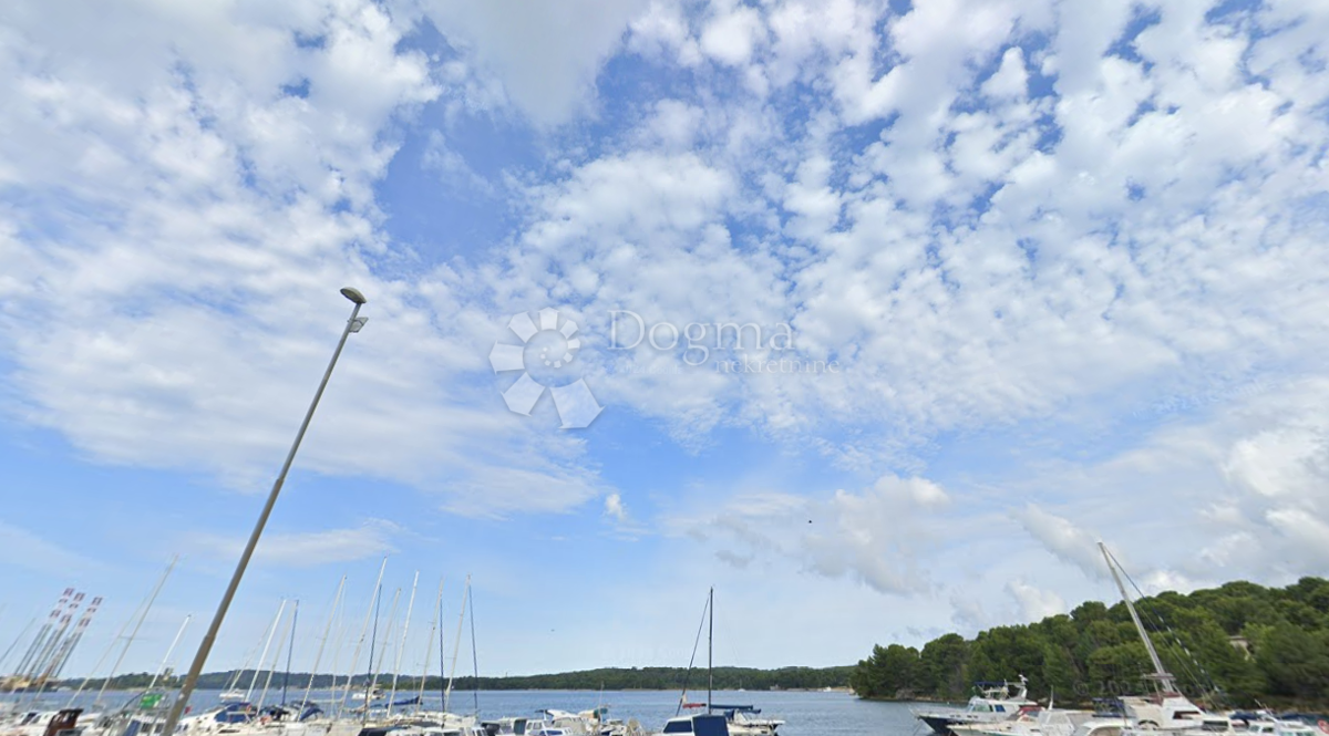 Allogio Veli vrh, Pula, 50m2