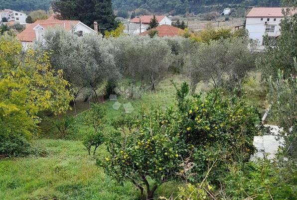 Terreno edificabile Kampor, Rab, 636m2